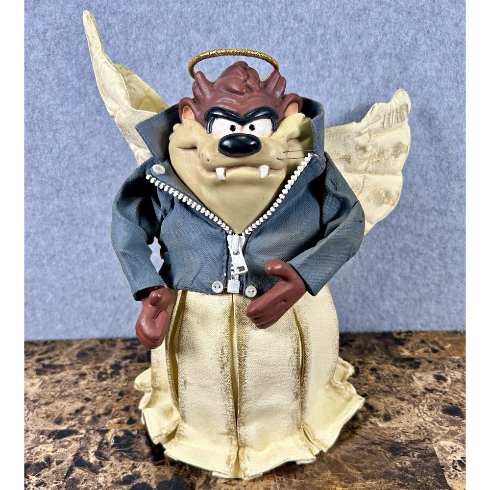 DMG*Warner Bros. Studio Store Looney Tunes Taz Angel tree topper Halo 9" 1999